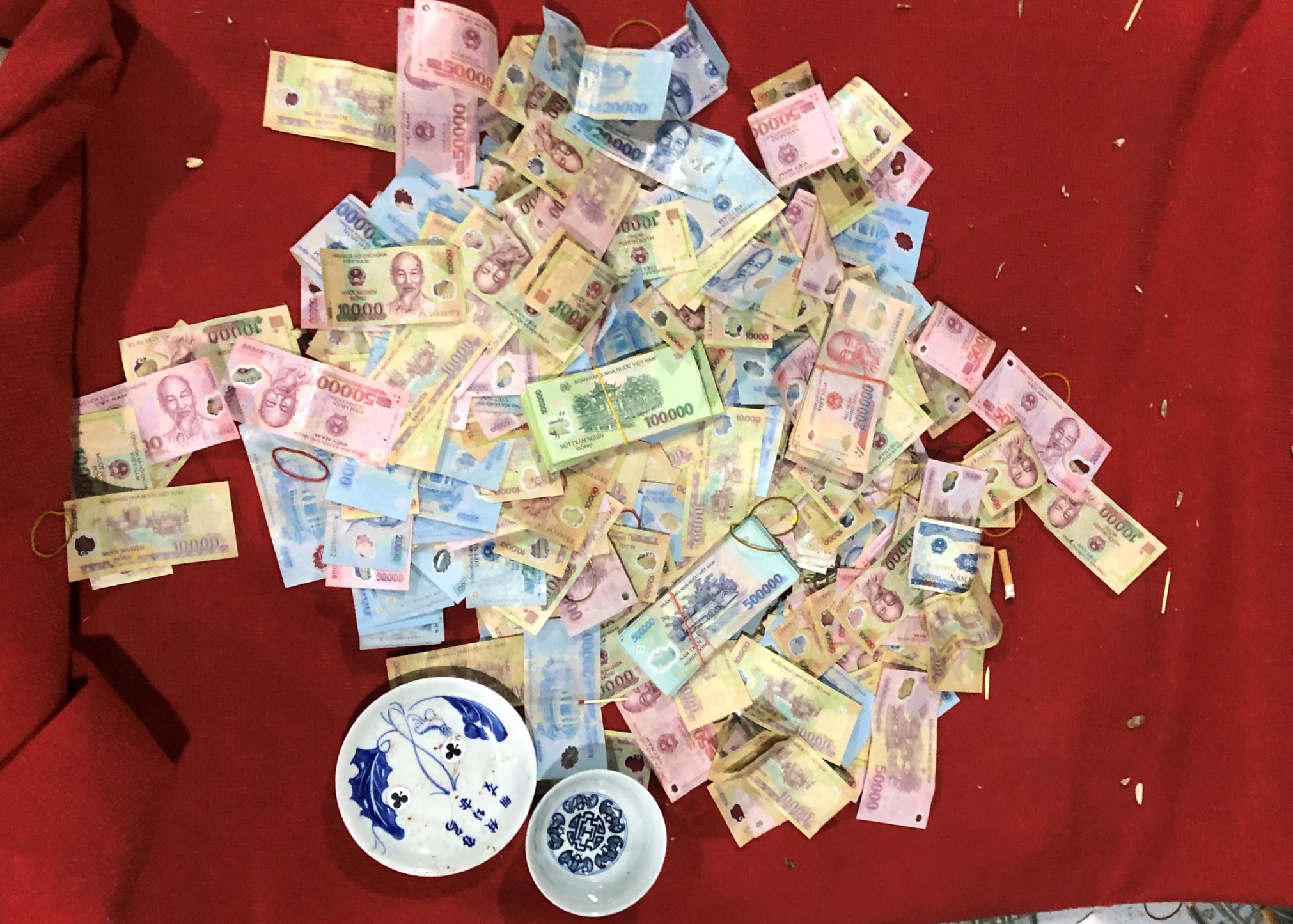 Phòng Cảnh sát hình sự: Bắt, khởi tố 32 vụ với 48 đối tượng vi phạm pháp luật về vũ khí, vật liệu nổ, công cụ hỗ trợ